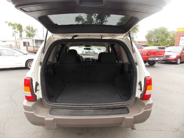 Jeep Grand Cherokee Base W/nav.sys SUV