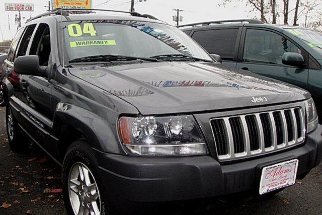 Jeep Grand Cherokee 2004 photo 1