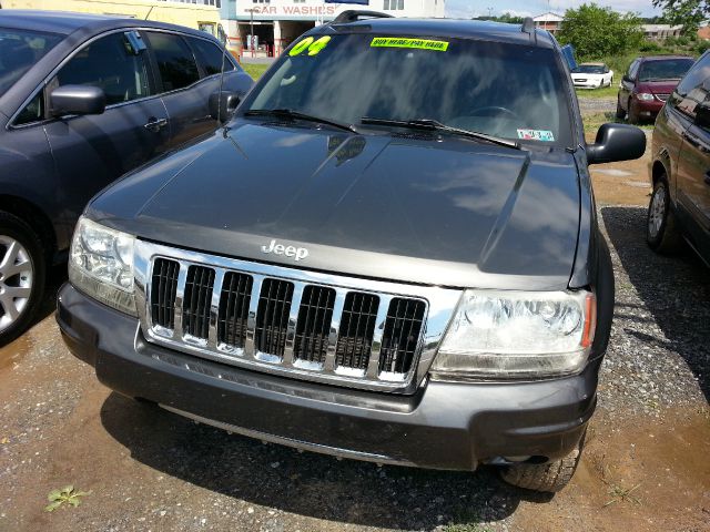 Jeep Grand Cherokee 2004 photo 2
