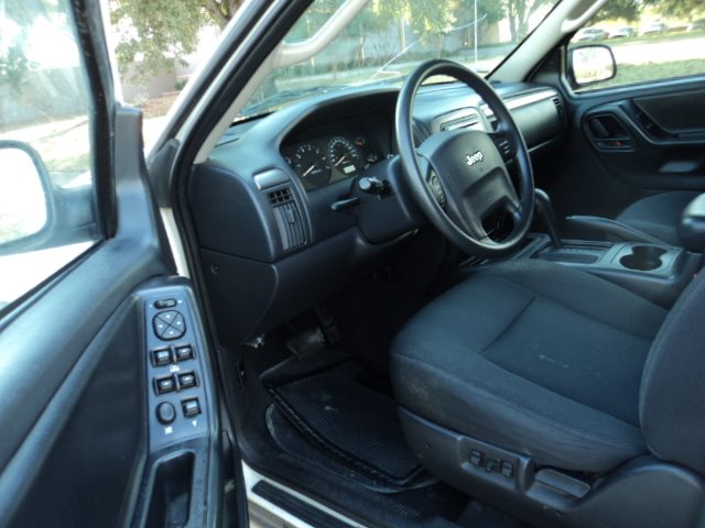 Jeep Grand Cherokee 2004 photo 1