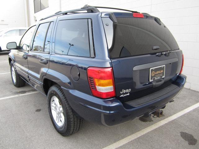 Jeep Grand Cherokee 2004 photo 1