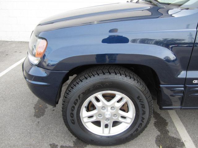 Jeep Grand Cherokee 2004 photo 3