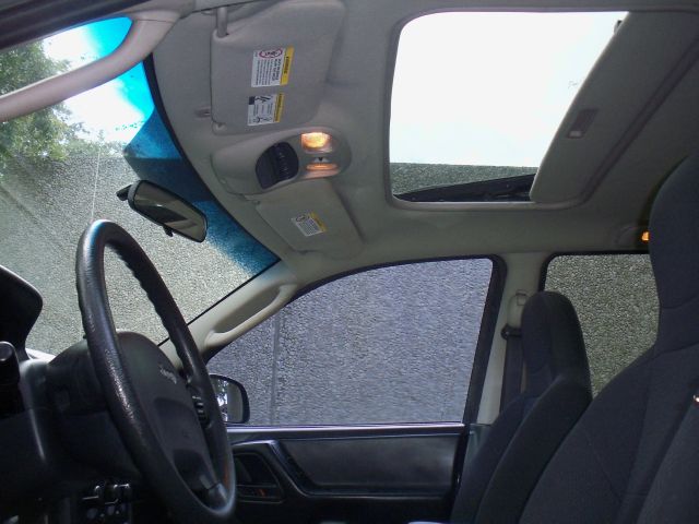 Jeep Grand Cherokee 2004 photo 2