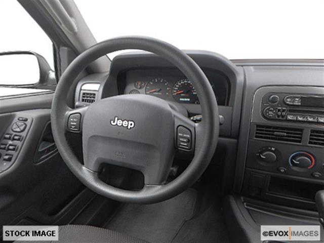 Jeep Grand Cherokee 2004 photo 4