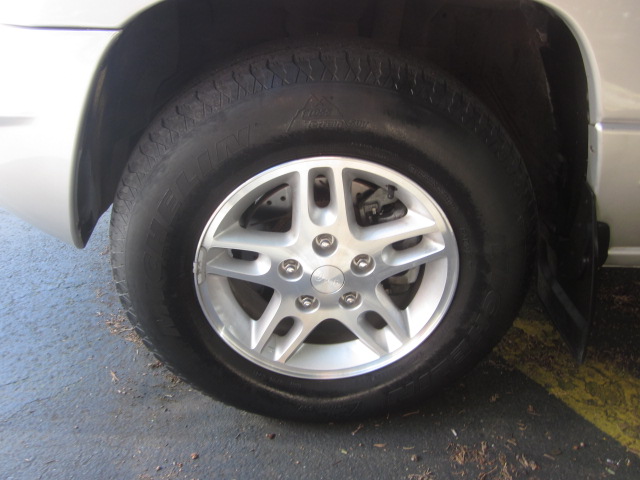 Jeep Grand Cherokee 2004 photo 1