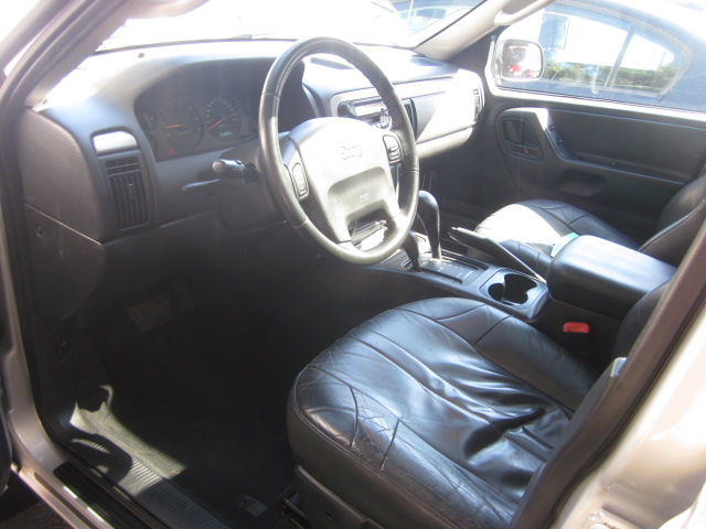 Jeep Grand Cherokee 2004 photo 3