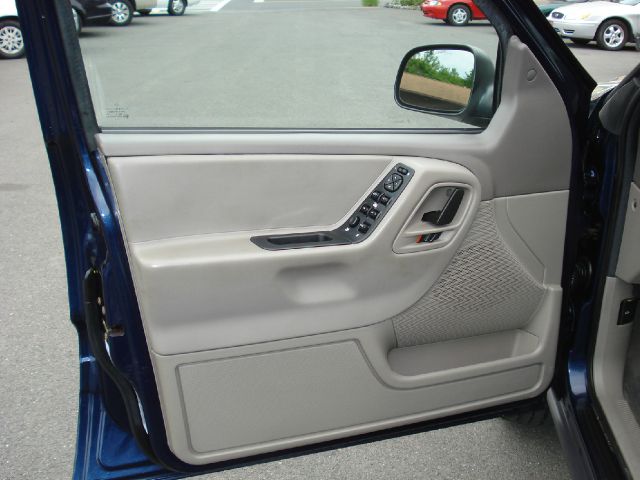 Jeep Grand Cherokee 2004 photo 16