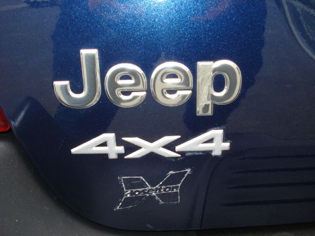 Jeep Grand Cherokee 2004 photo 20
