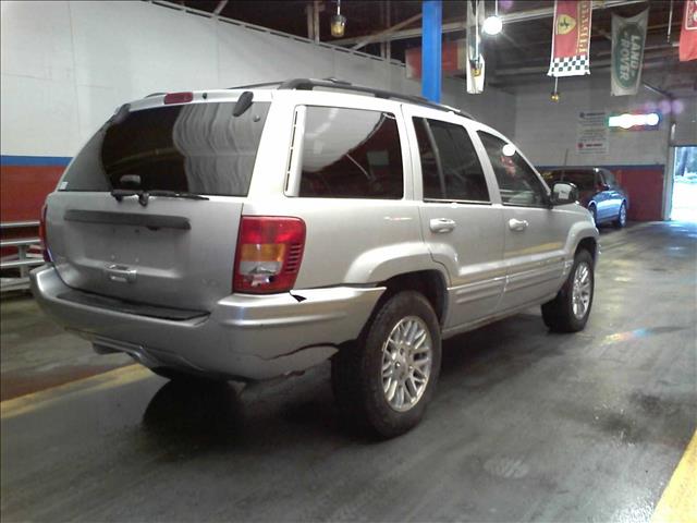 Jeep Grand Cherokee 2004 photo 3