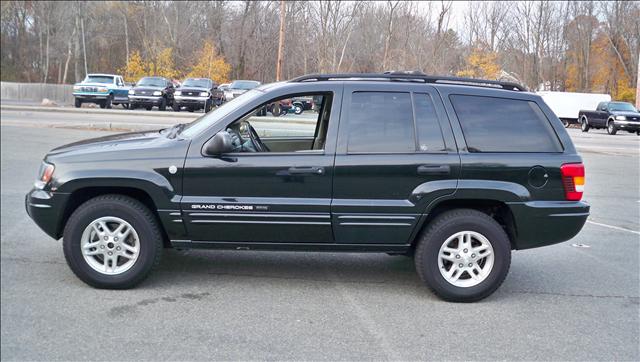 Jeep Grand Cherokee 2004 photo 1