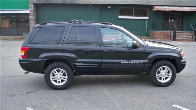 Jeep Grand Cherokee 2004 photo 4
