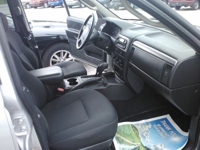 Jeep Grand Cherokee 2004 photo 3