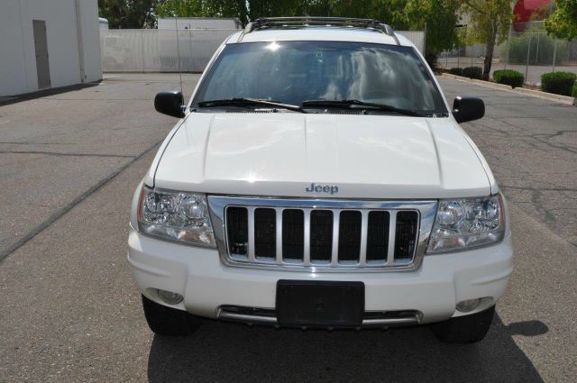 Jeep Grand Cherokee 2004 photo 1