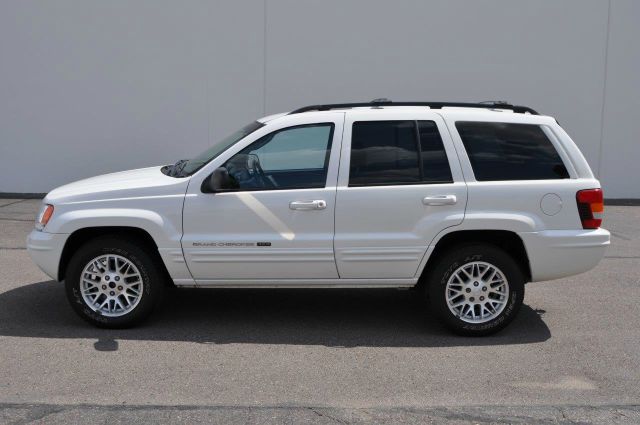 Jeep Grand Cherokee 2004 photo 4