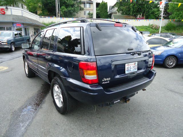 Jeep Grand Cherokee 2004 photo 2