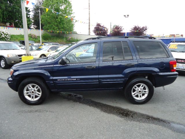 Jeep Grand Cherokee 2004 photo 3