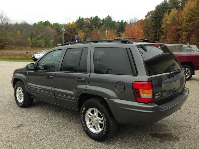 Jeep Grand Cherokee 2004 photo 2