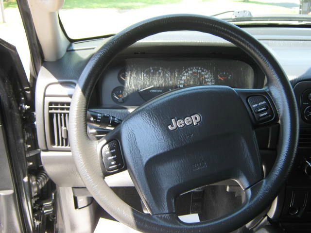 Jeep Grand Cherokee 2004 photo 9