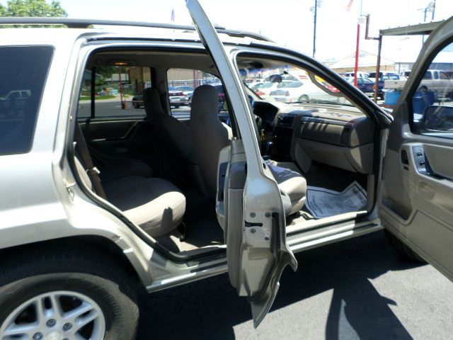 Jeep Grand Cherokee LT Tv-dvdleathersunroof3rowcarfax Available SUV