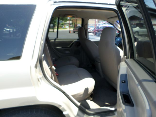 Jeep Grand Cherokee 2004 photo 10