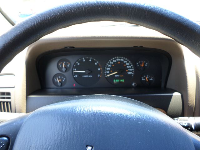 Jeep Grand Cherokee 2004 photo 7