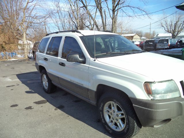 Jeep Grand Cherokee 2004 photo 2