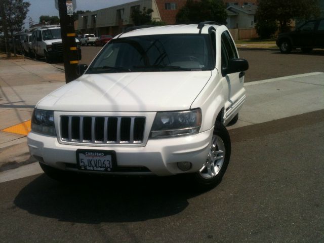Jeep Grand Cherokee 2004 photo 2