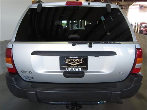 Jeep Grand Cherokee 2004 photo 1