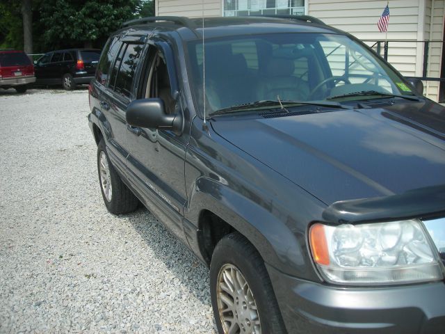 Jeep Grand Cherokee 2004 photo 1