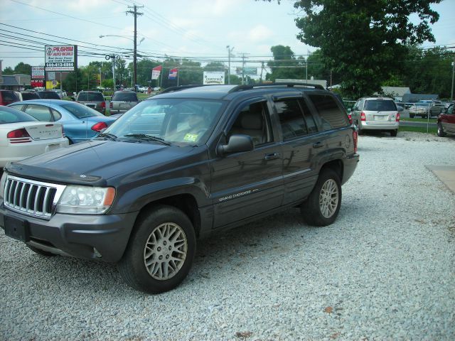 Jeep Grand Cherokee 2004 photo 4