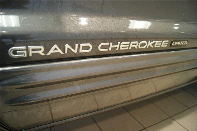 Jeep Grand Cherokee 2004 photo 9