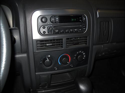 Jeep Grand Cherokee 2004 photo 1