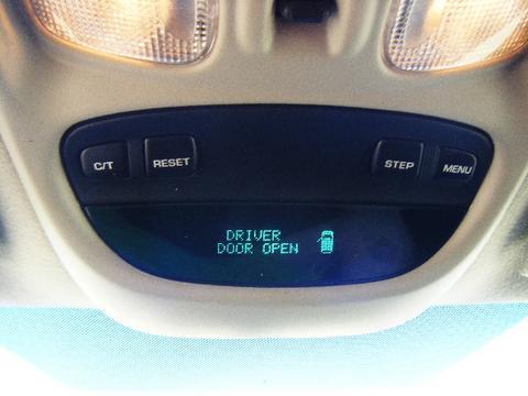 Jeep Grand Cherokee 2004 photo 1