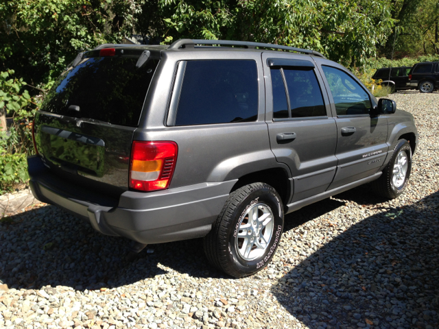 Jeep Grand Cherokee 2004 photo 1