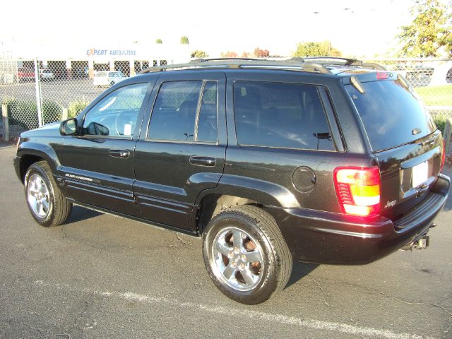 Jeep Grand Cherokee 2004 photo 1