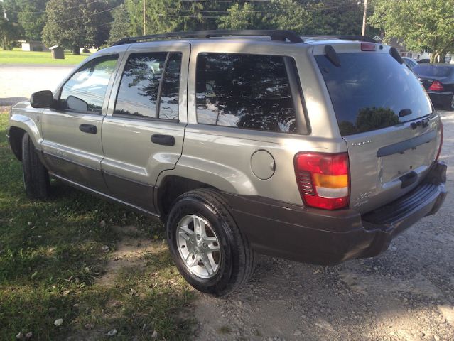 Jeep Grand Cherokee 2004 photo 2