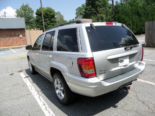 Jeep Grand Cherokee 2004 photo 3