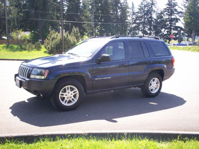 Jeep Grand Cherokee 2004 photo 4