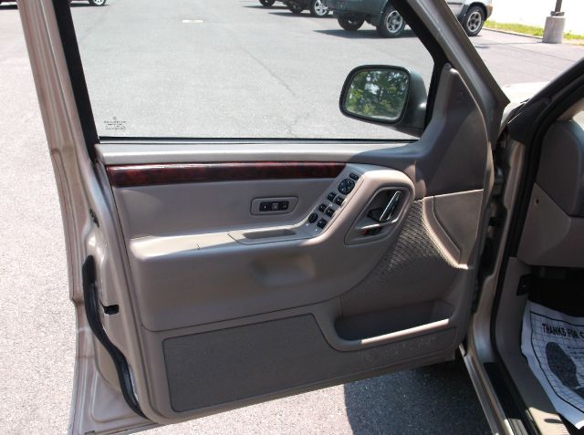 Jeep Grand Cherokee 2004 photo 14