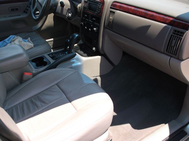 Jeep Grand Cherokee 2004 photo 8
