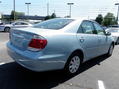 Jeep Grand Cherokee 2004 photo 2