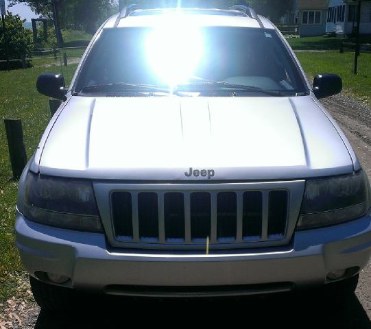 Jeep Grand Cherokee 2004 photo 4