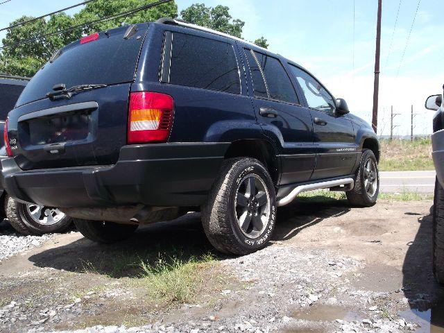Jeep Grand Cherokee LS SUV