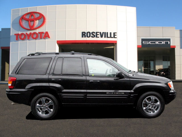 Jeep Grand Cherokee 2004 photo 2