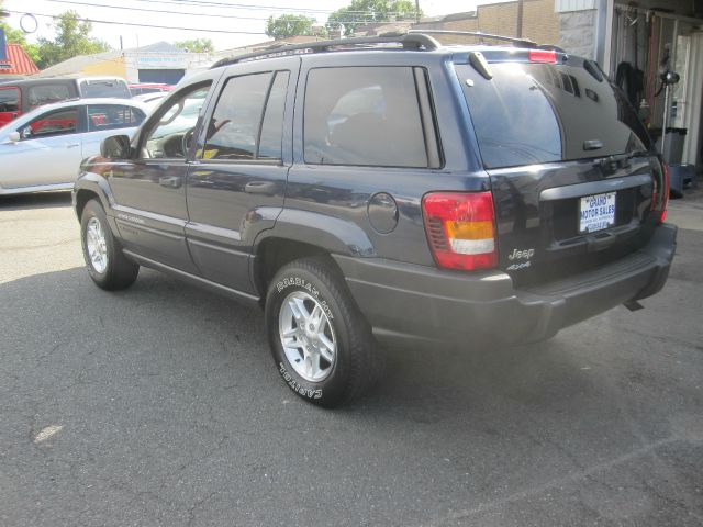 Jeep Grand Cherokee 2004 photo 2