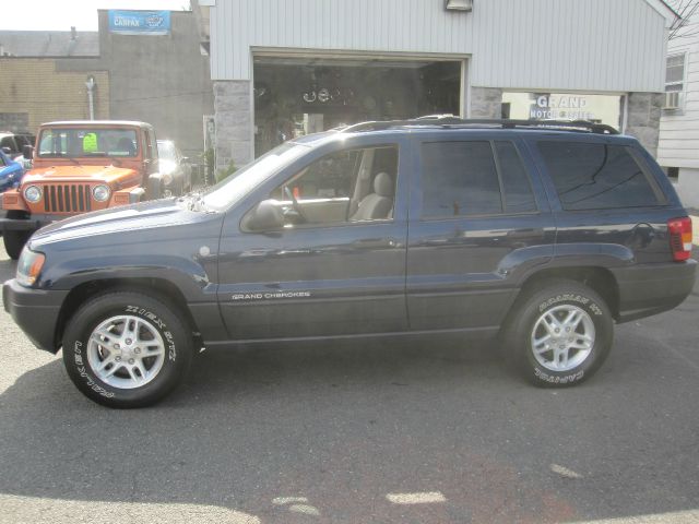 Jeep Grand Cherokee 2004 photo 3