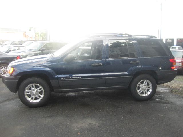 Jeep Grand Cherokee 2004 photo 2