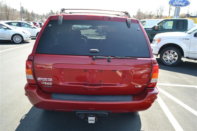 Jeep Grand Cherokee 2004 photo 2