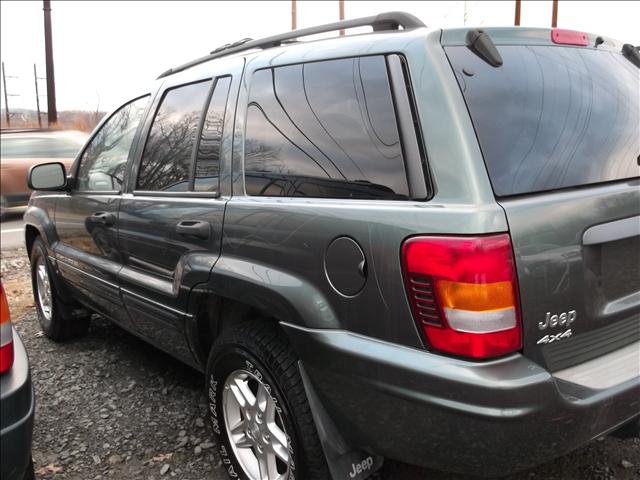 Jeep Grand Cherokee 2004 photo 4