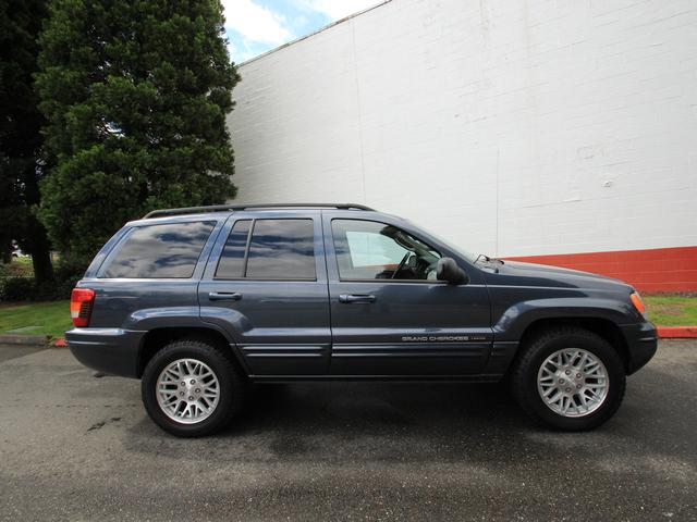 Jeep Grand Cherokee 2004 photo 2